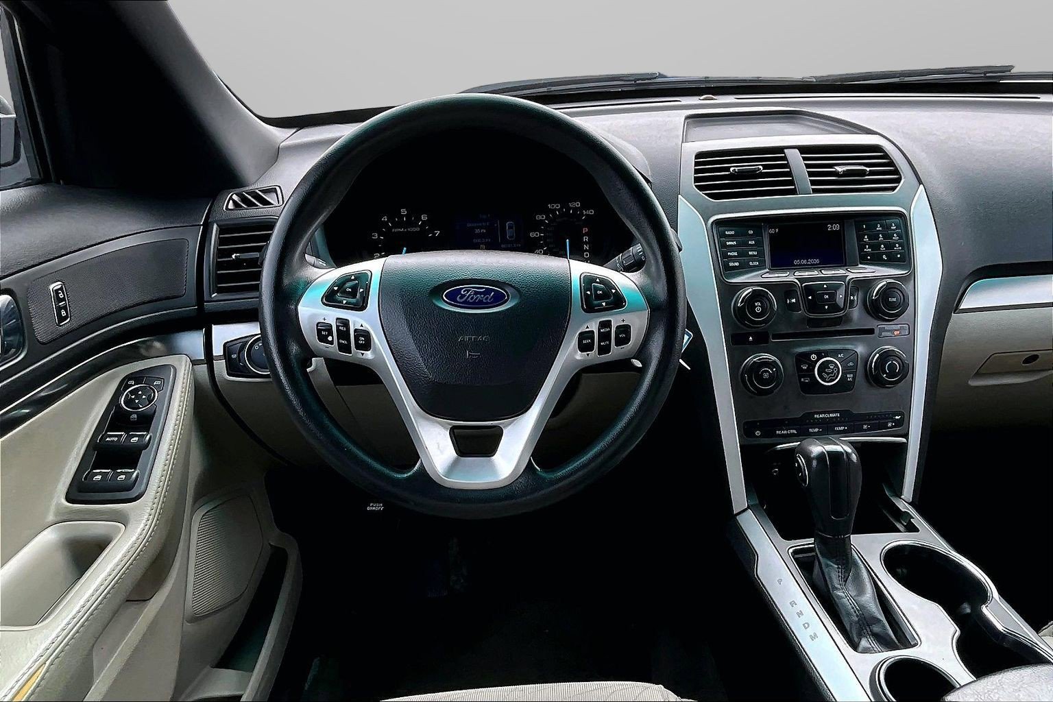 Used 2014 Ford Explorer FWD image 5