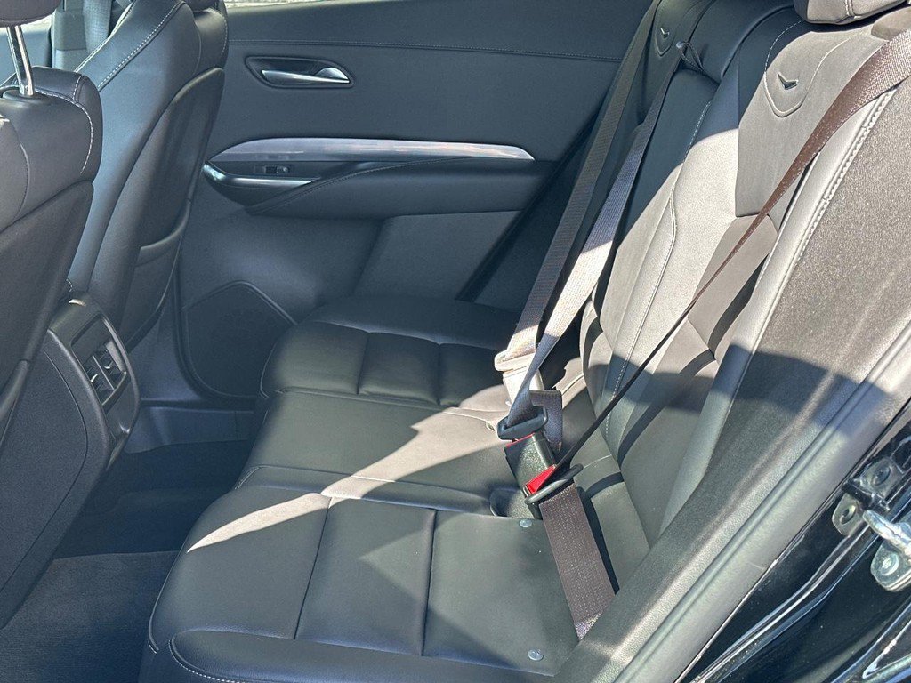 Certified 2025 Cadillac XT4 Premium Luxury image 6