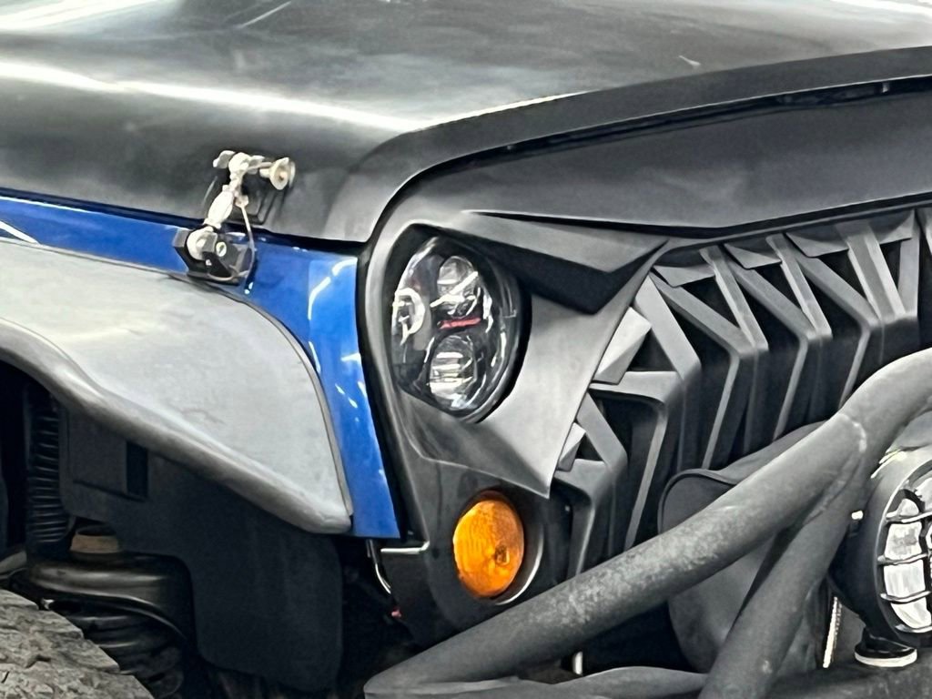 Used 2009 Jeep Wrangler Unlimited X RWD image 31