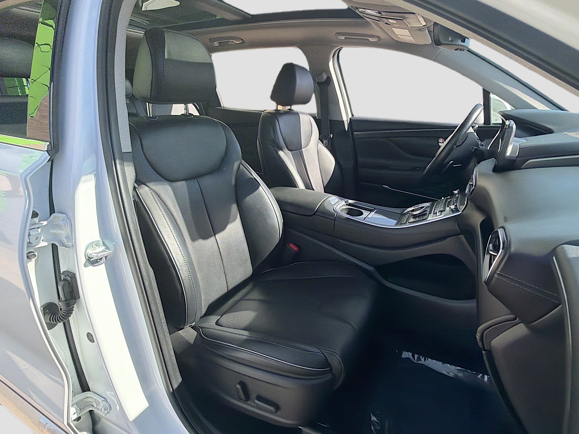 Used 2022 Hyundai Santa Fe Limited image 34