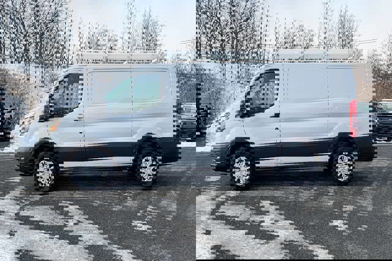 Used 2023 Ford E-Transit Low Roof image 6