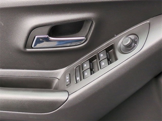 Certified 2022 Chevrolet Trax LT w/ Sport Edition image 22