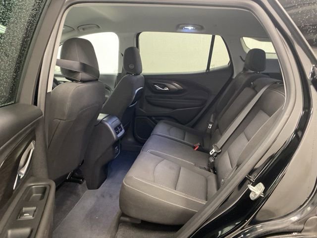 Used 2022 GMC Terrain SLE w/ Driver Convenience Package image 19