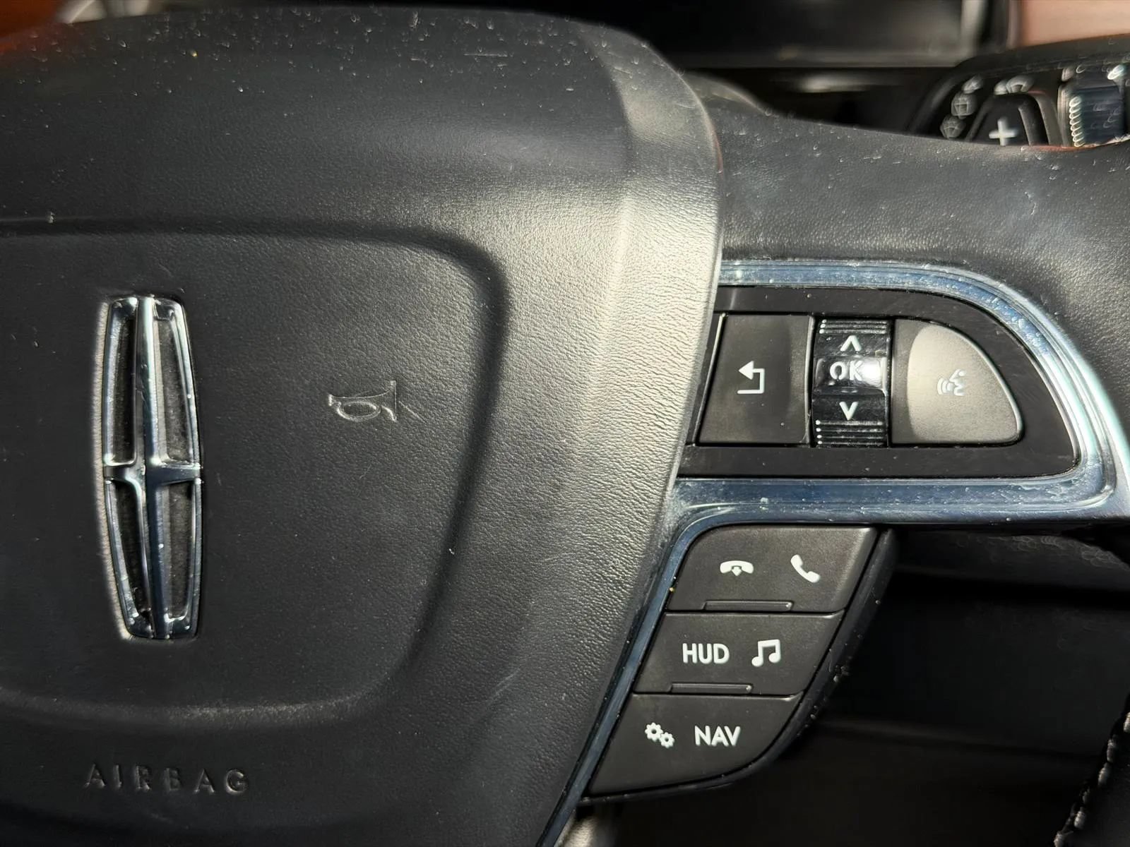 Used 2018 Lincoln Navigator Reserve w/ Technology Package AWD/4WD image 38