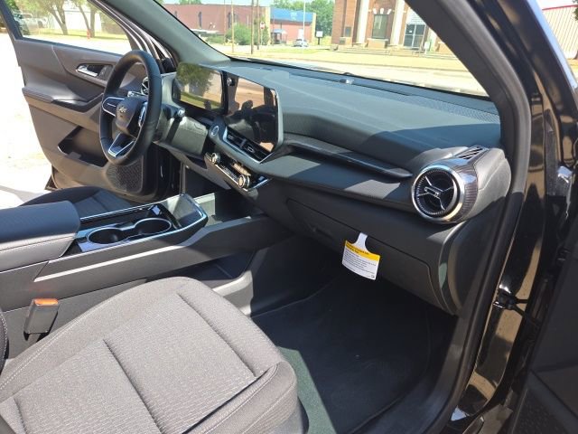 New 2025 Chevrolet Equinox LT image 12