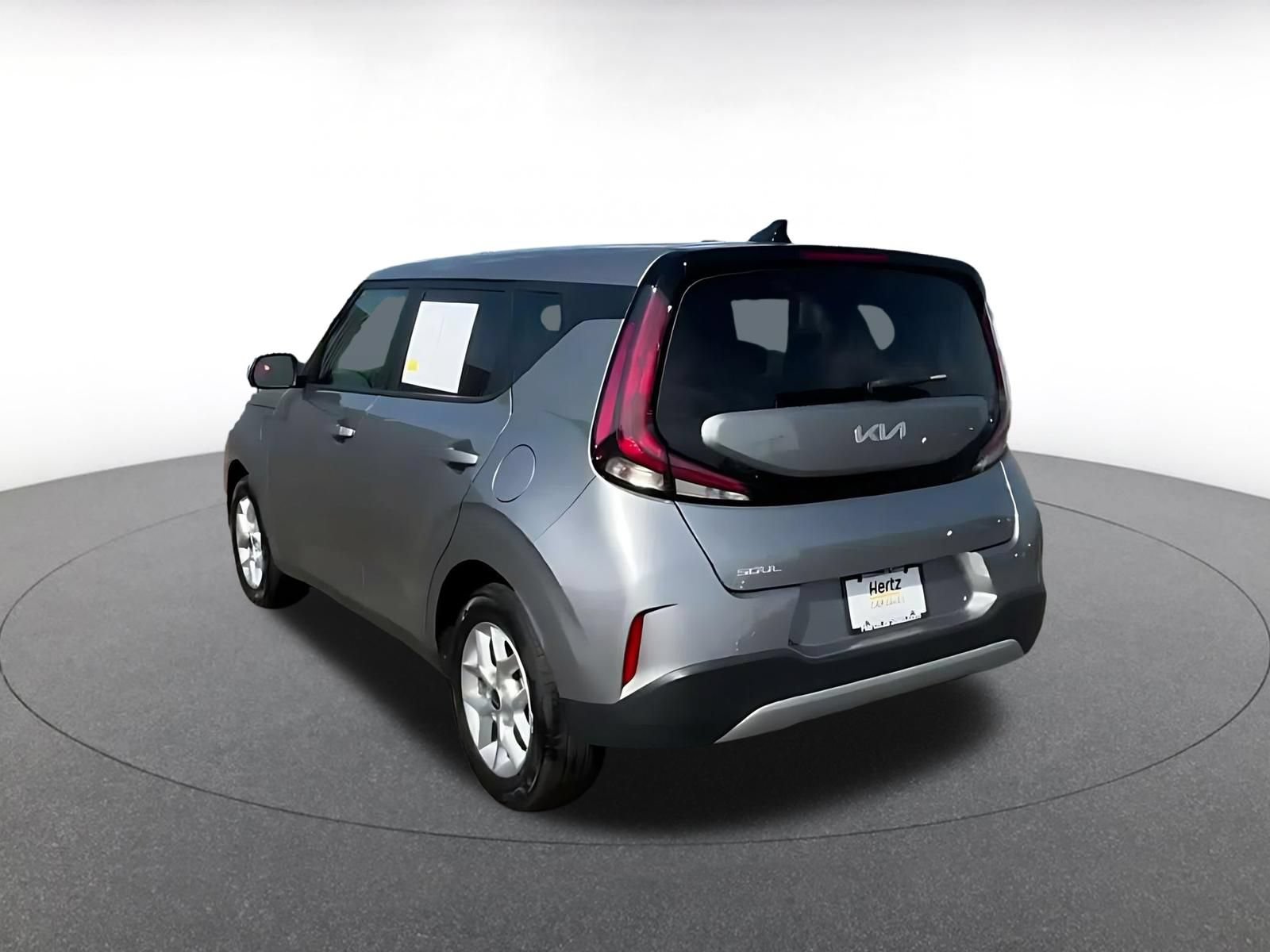 Used 2025 Kia Soul LX w/ LX Technology Package FWD image 10