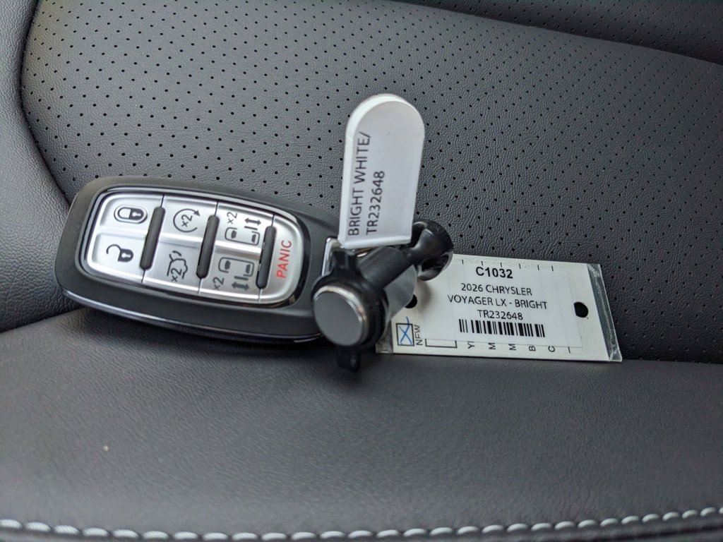 New 2026 Chrysler Voyager LX image 32
