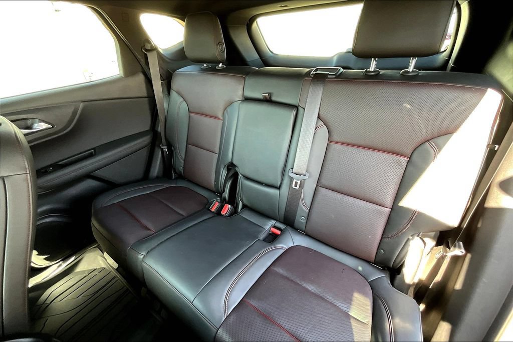Used 2019 Chevrolet Blazer RS w/ Sun and Wheels Package FWD image 32