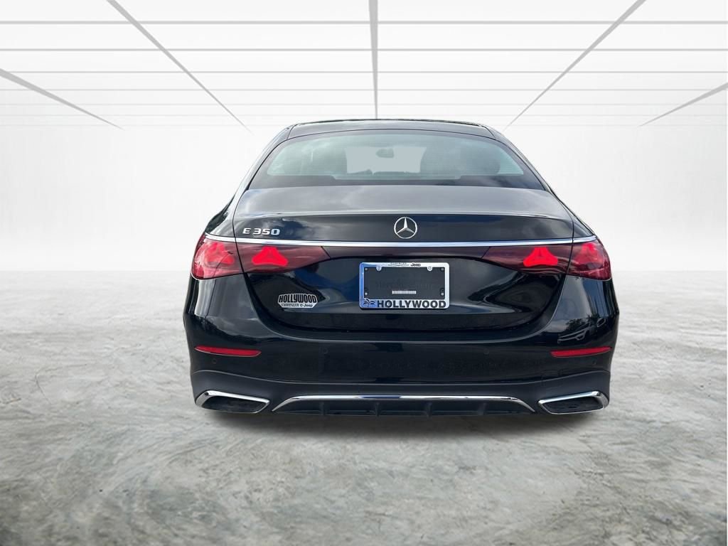 Used 2025 Mercedes-Benz E 350 Sedan image 5