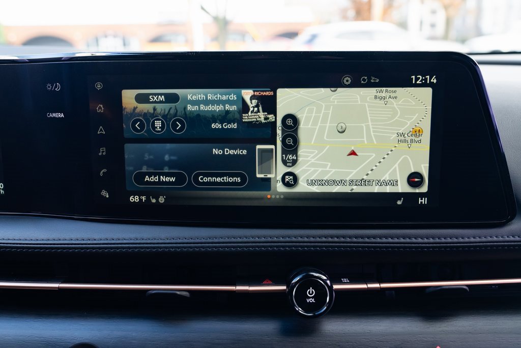 Used 2024 Nissan Ariya AWD image 14