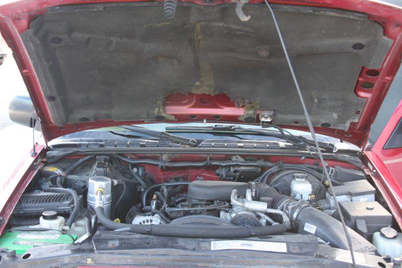 Used 2000 Oldsmobile Bravada AWD w/ Convenience Pkg I image 16