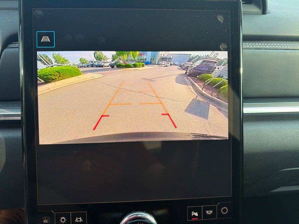 Used 2025 GMC Terrain Elevation AWD/4WD image 19