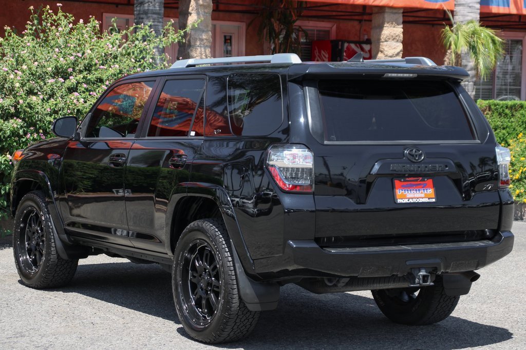 Used 2018 Toyota 4Runner SR5 Premium image 6
