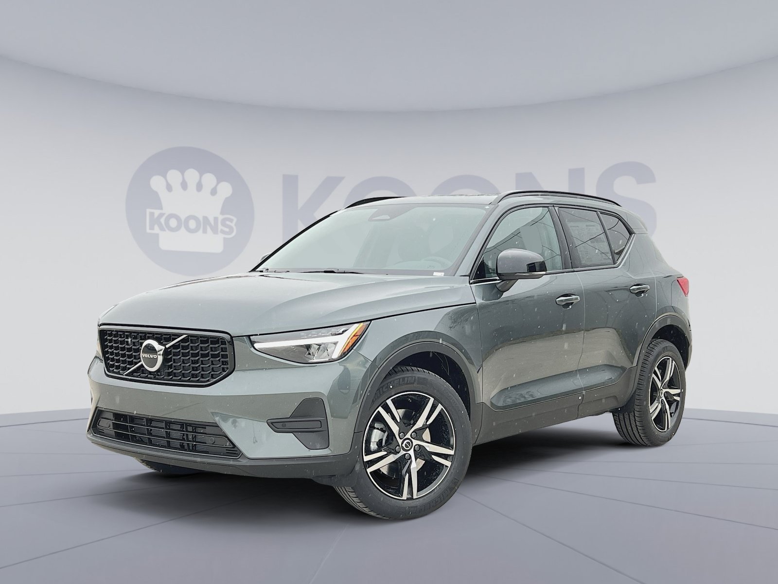 New 2026 Volvo XC40 B5 Core