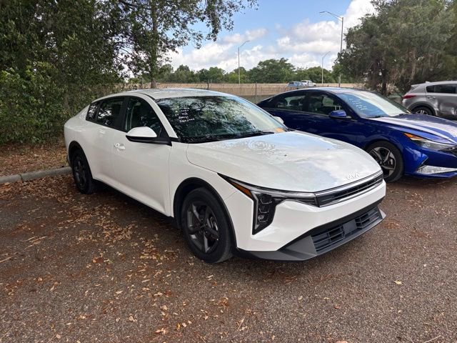 Used 2025 Kia K4 FWD image 7