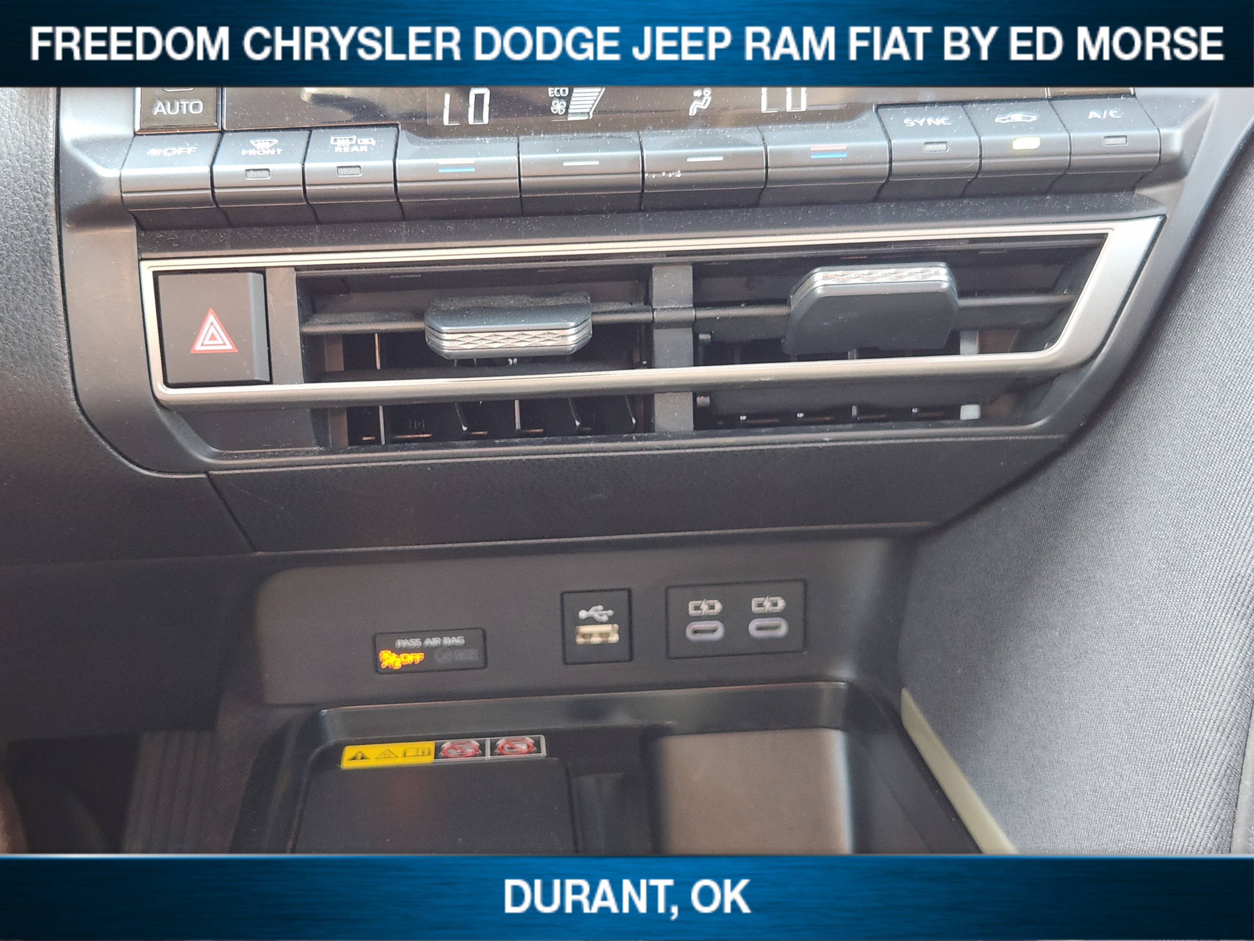 Used 2025 Toyota Camry LE FWD image 15