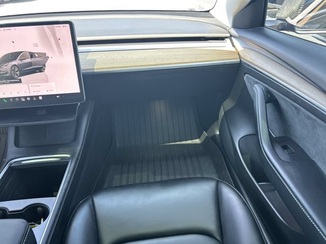 Used 2022 Tesla Model 3 Long Range AWD/4WD image 13