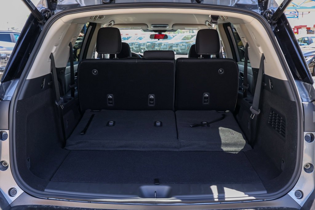 New 2026 Nissan Pathfinder SV FWD image 16