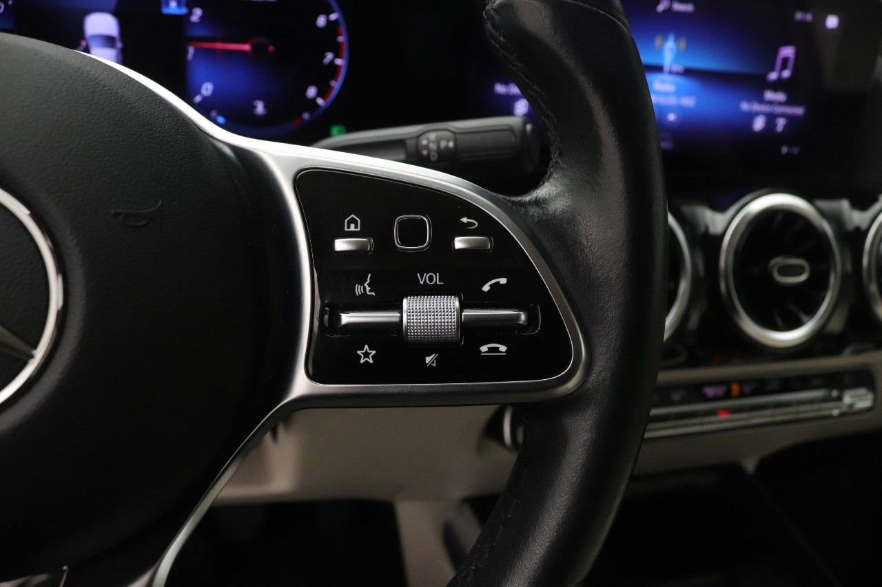 Certified 2023 Mercedes-Benz GLA 250 image 15