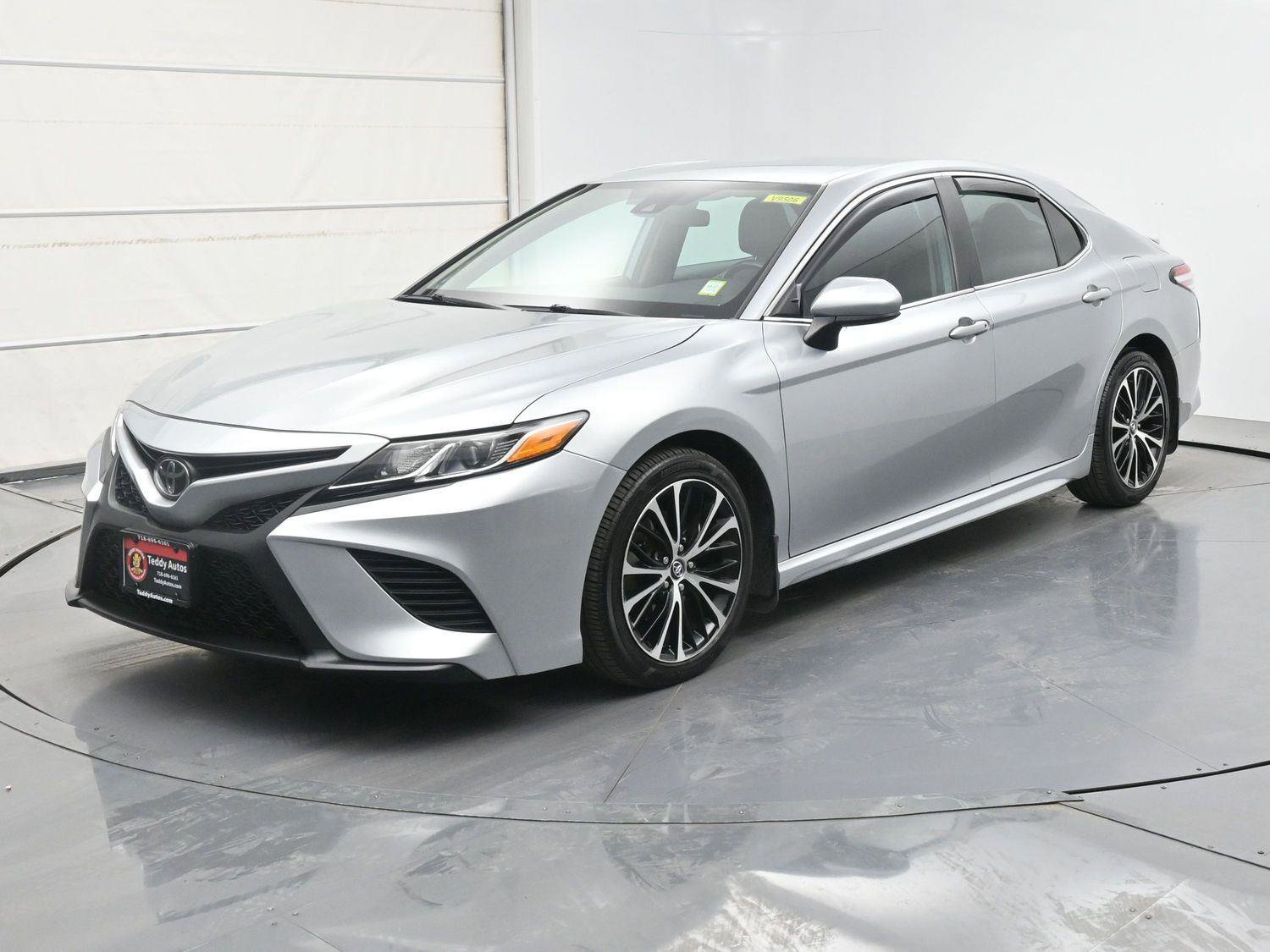 Used 2020 Toyota Camry SE