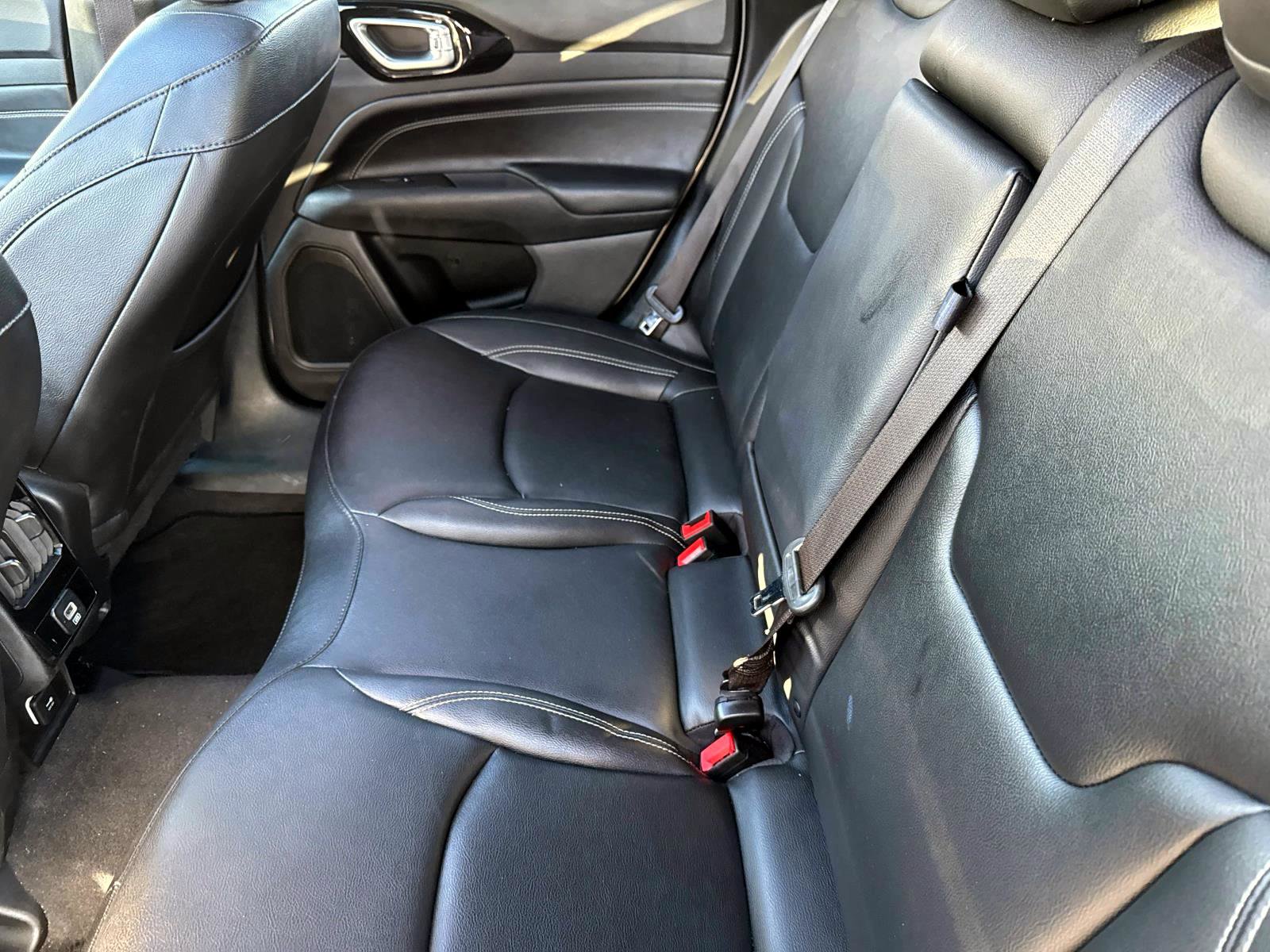 Used 2024 Jeep Compass Limited w/ High Altitude Package image 6