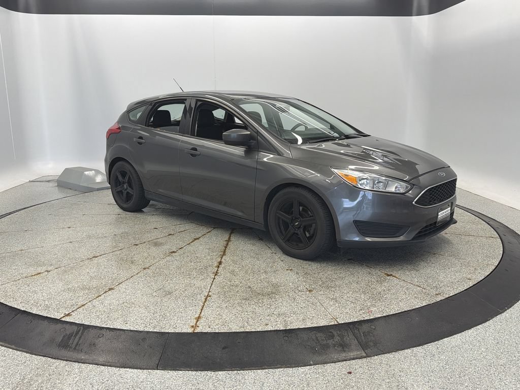 Used 2018 Ford Focus SE FWD image 12