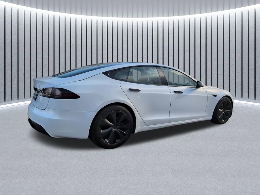 Used 2023 Tesla Model S image 8
