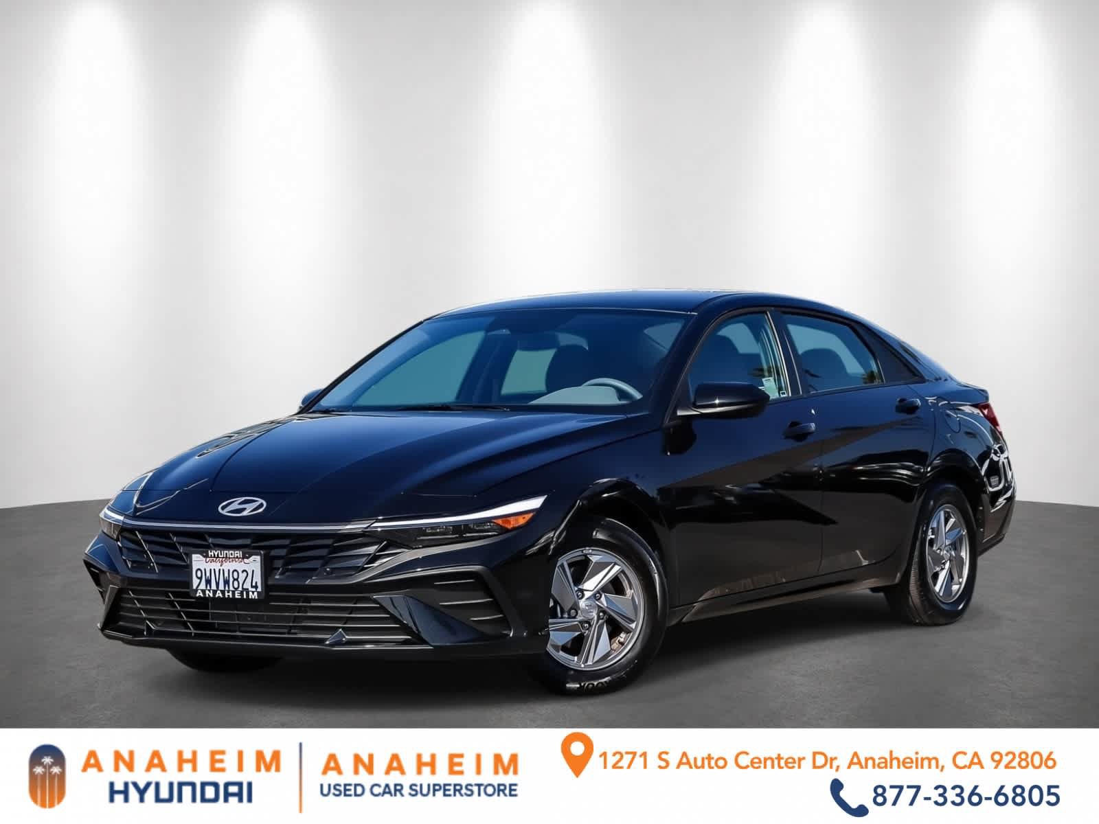 Used 2025 Hyundai Elantra SE w/ Cargo Package FWD image 1
