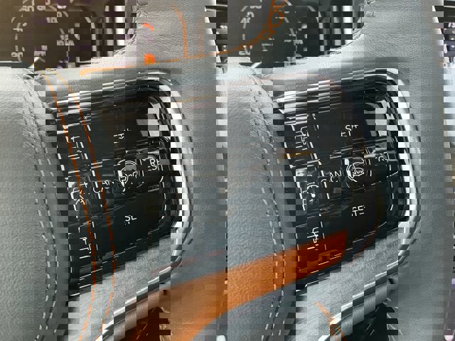 Used 2024 Jeep Grand Wagoneer Series III w/ Flexible Seating Group image 19