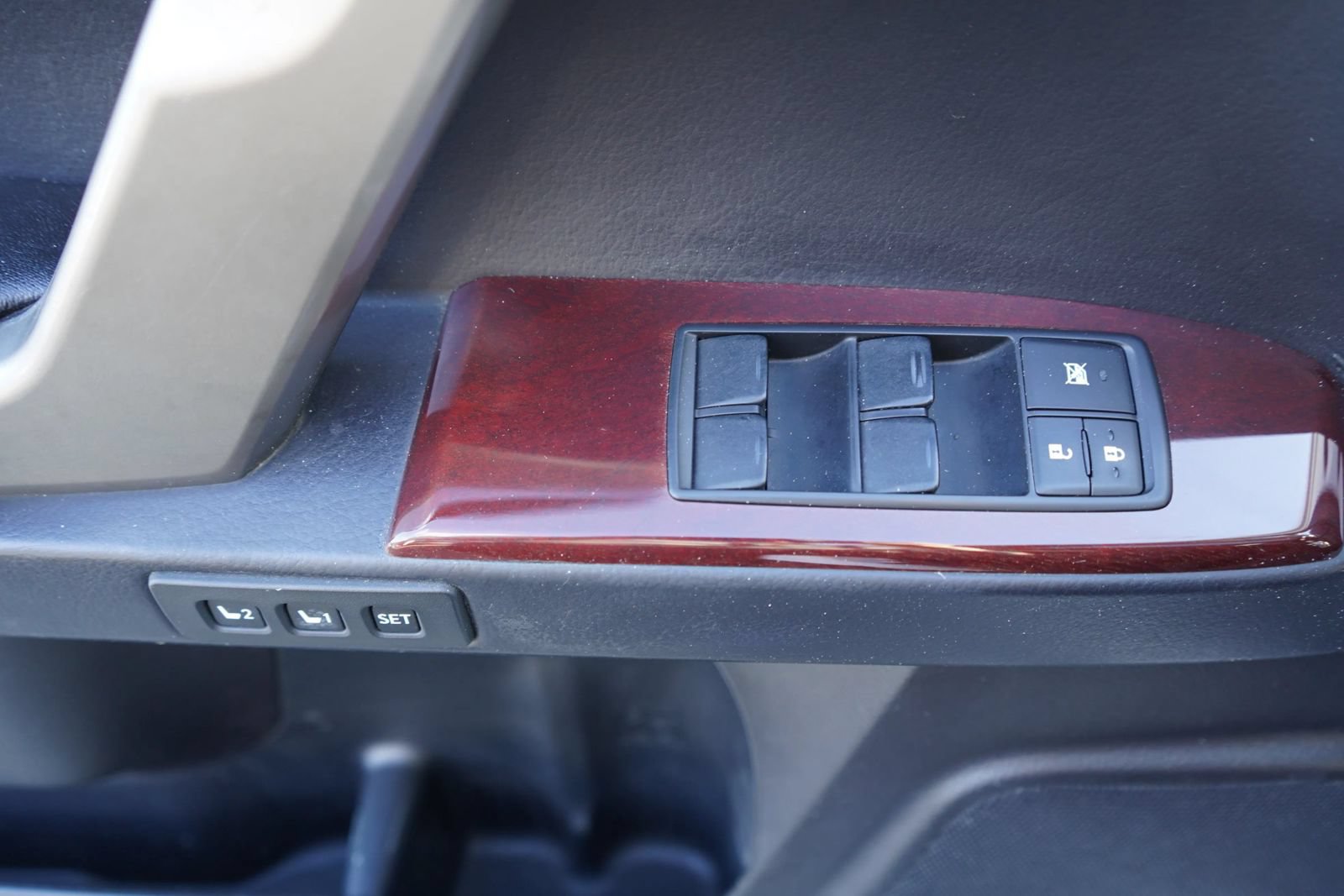 Used 2015 Lexus GX 460 AWD/4WD image 13