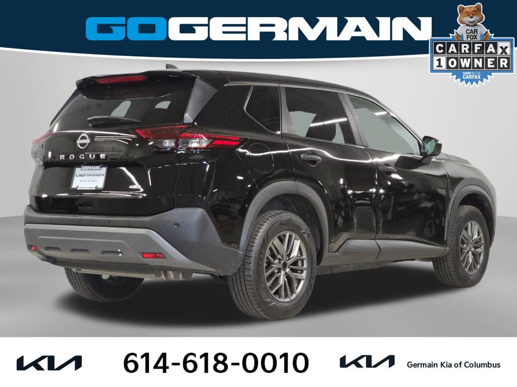 Used 2023 Nissan Rogue S AWD/4WD image 7