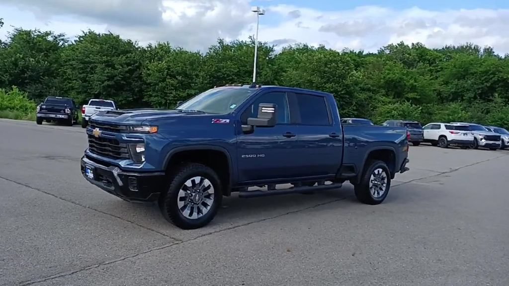 Certified 2025 Chevrolet Silverado 2500 Custom w/ Custom Value Package AWD/4WD image 4