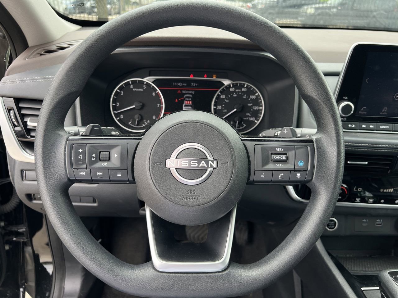 Used 2023 Nissan Rogue SV FWD image 6