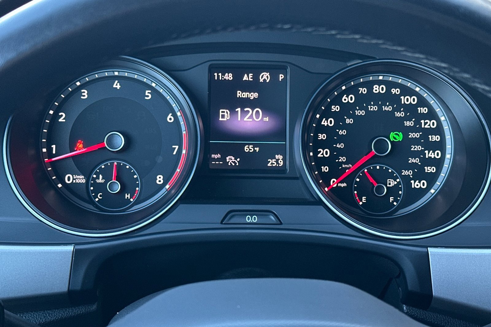 Used 2020 Volkswagen Atlas Cross Sport SE w/ Panoramic Sunroof Package image 24