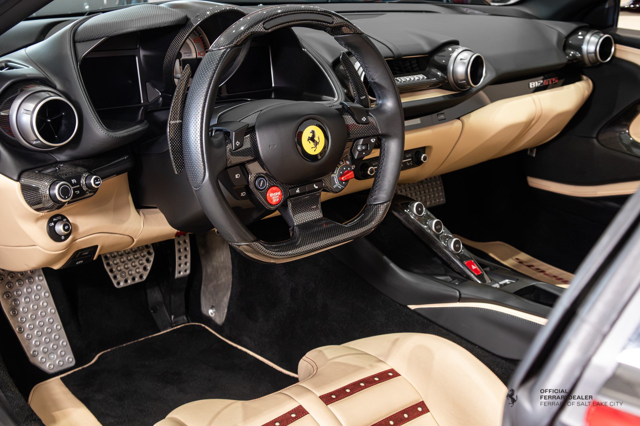 Used 2021 Ferrari 812 GTS RWD image 14