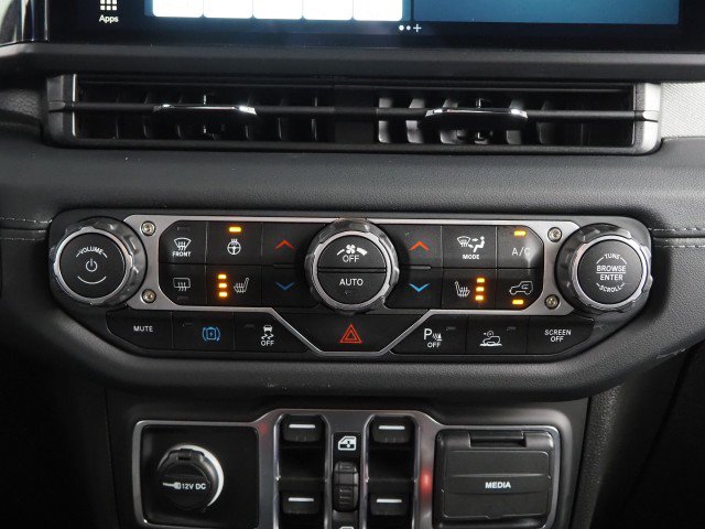 Used 2025 Jeep Wrangler 4xe Sahara w/ Safety Group AWD/4WD image 29