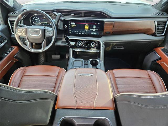 Used 2024 GMC Sierra 2500 Denali Ultimate AWD/4WD image 20