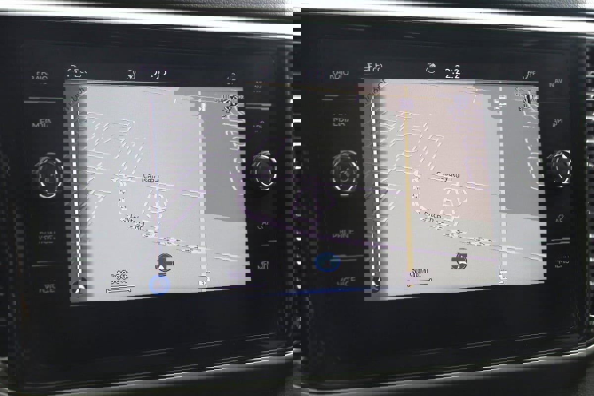 Used 2021 Volkswagen Atlas SEL Premium image 9