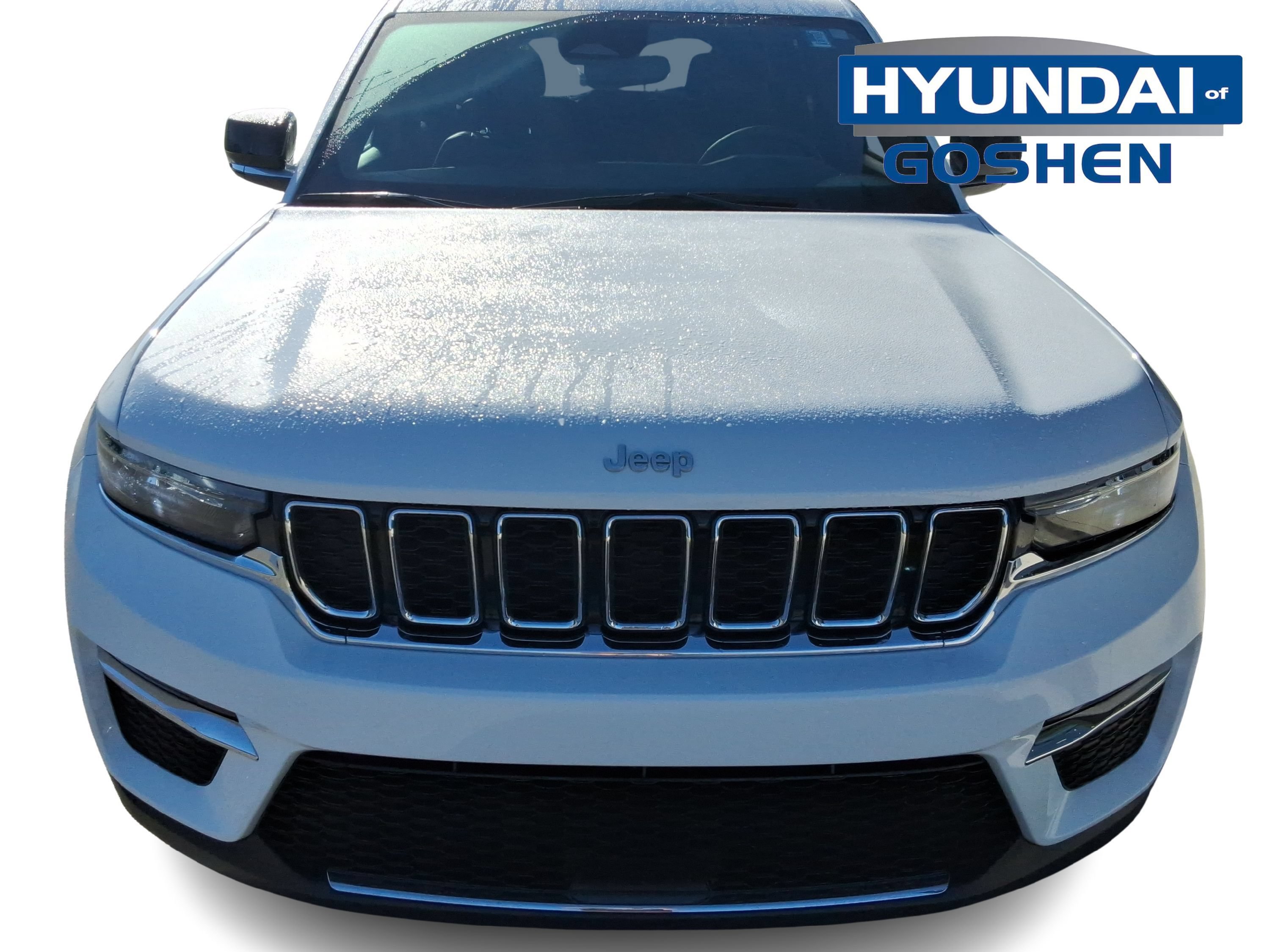 Used 2024 Jeep Grand Cherokee Limited AWD/4WD image 2