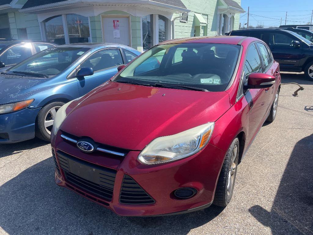 Used 2014 Ford Focus SE w/ SE Winter Package