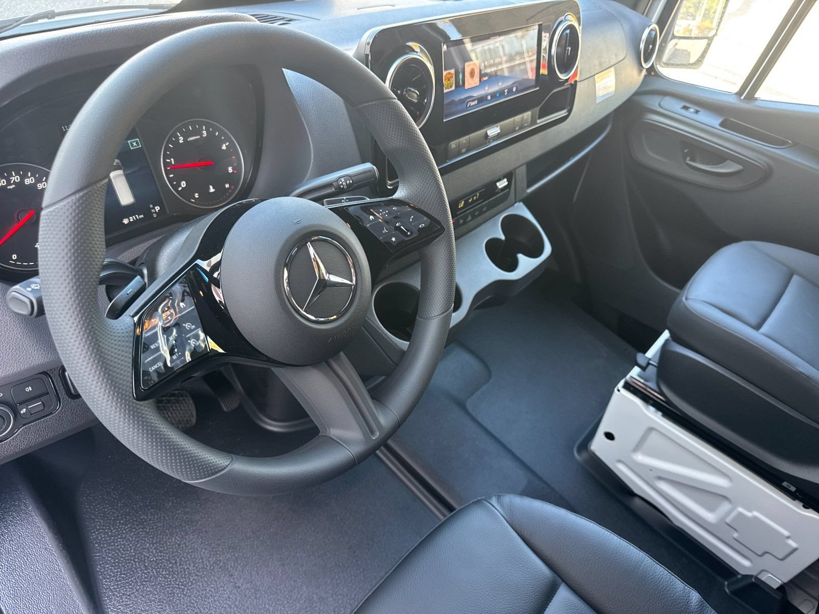 New 2026 Mercedes-Benz Sprinter 2500 image 10