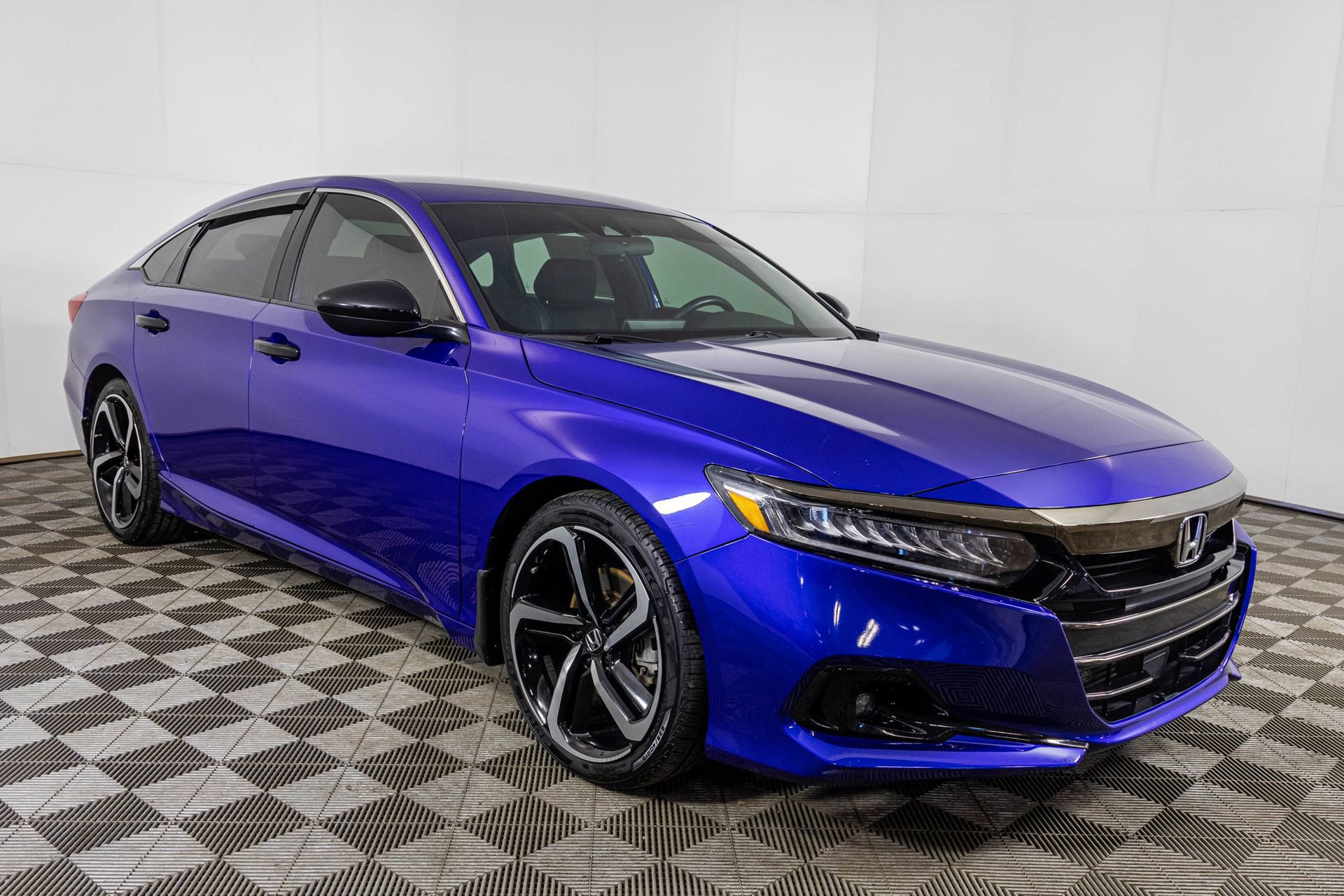 Used 2022 Honda Accord Sport image 10