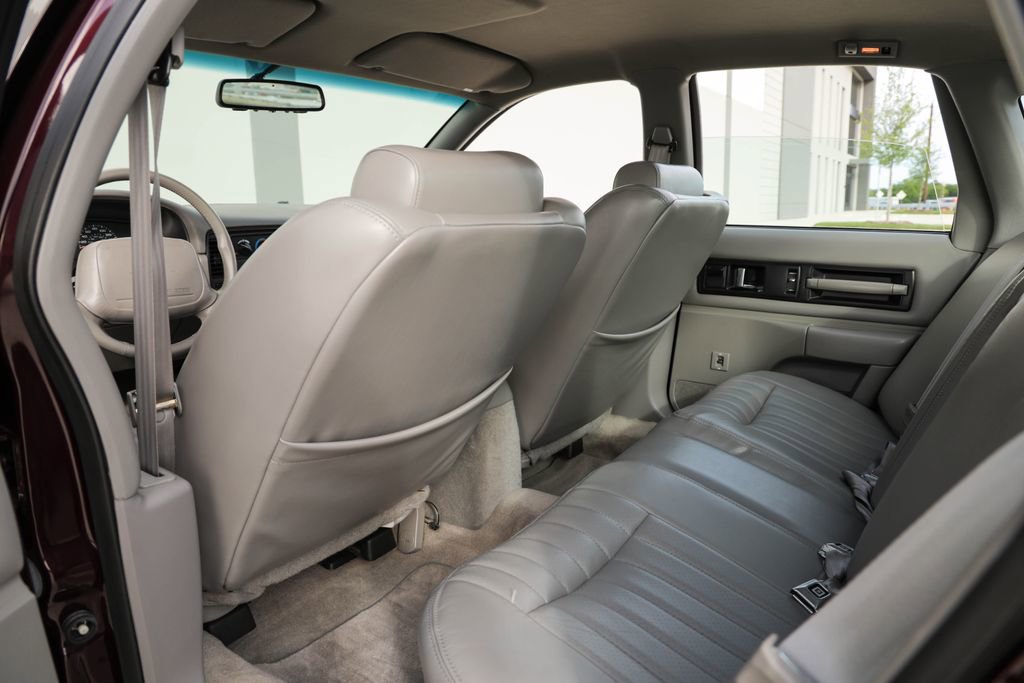Used 1996 Chevrolet Impala SS RWD image 24