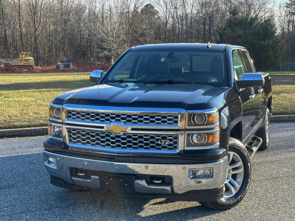Used 2014 Chevrolet Silverado 1500 LTZ w/ LTZ Plus Package image 4