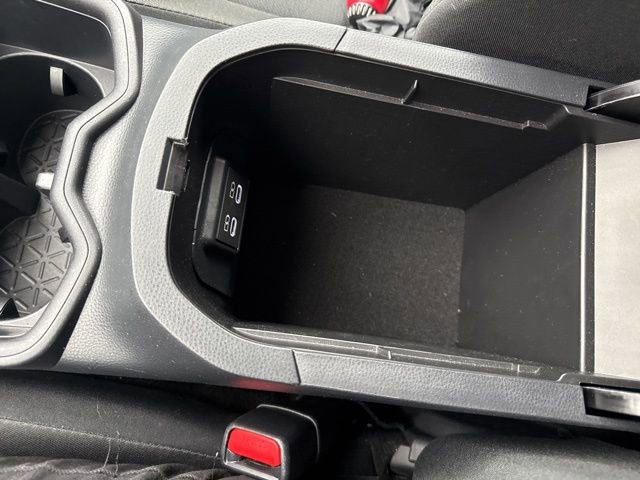 Used 2025 Toyota RAV4 XLE image 21