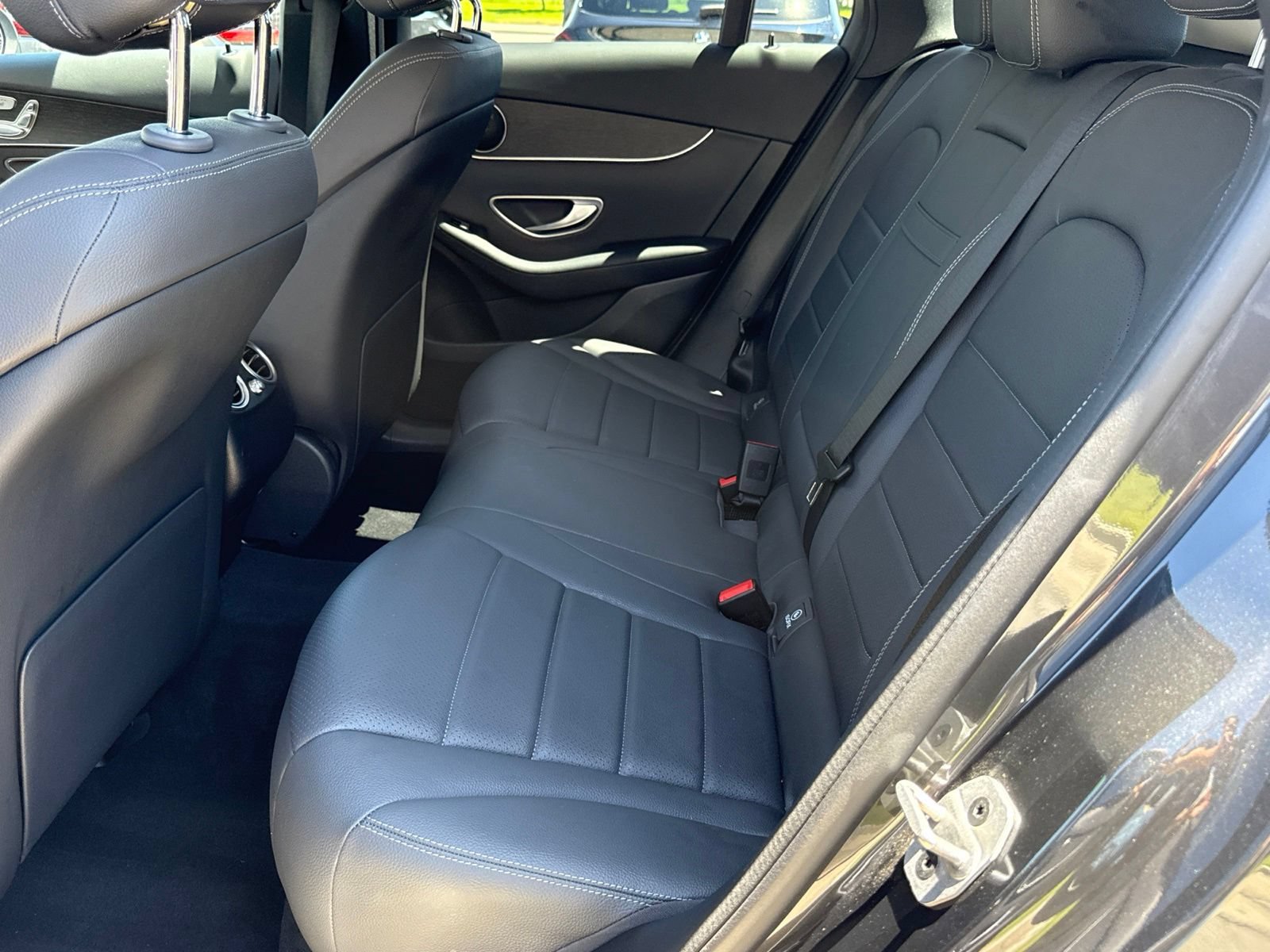 Used 2022 Mercedes-Benz GLC 300 image 41