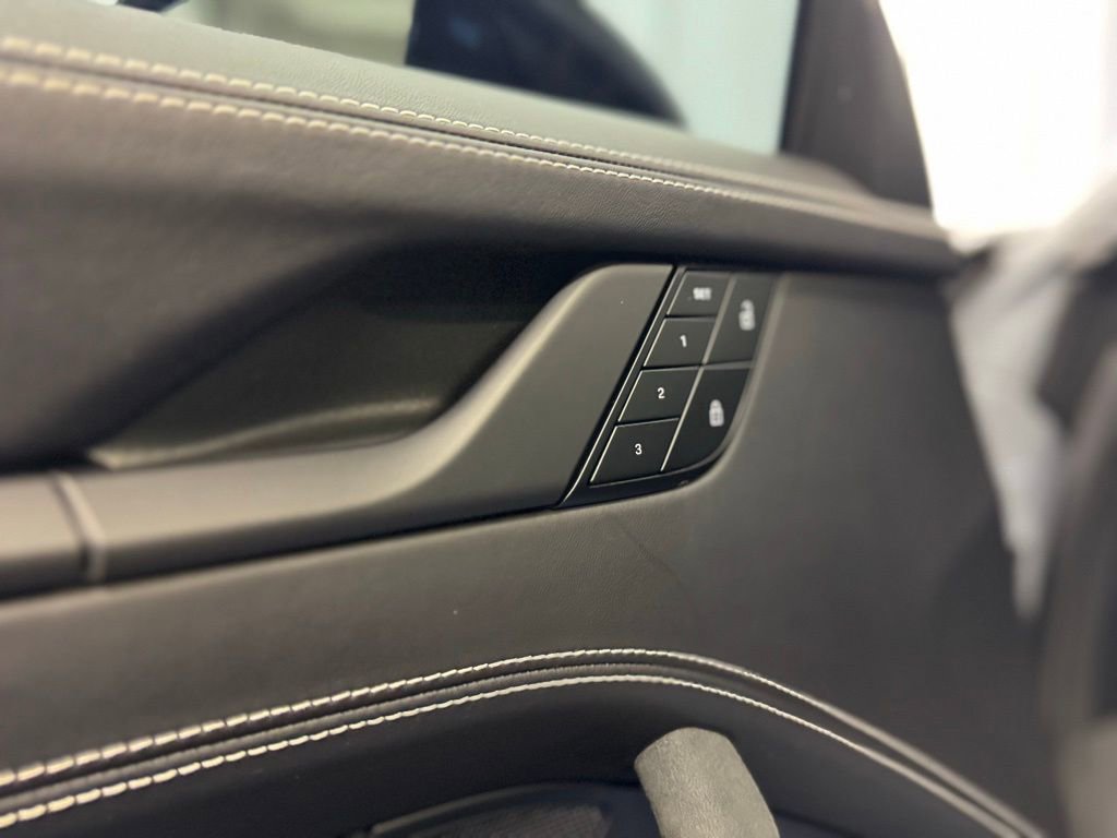 Certified 2024 Porsche 911 Carrera GTS image 12