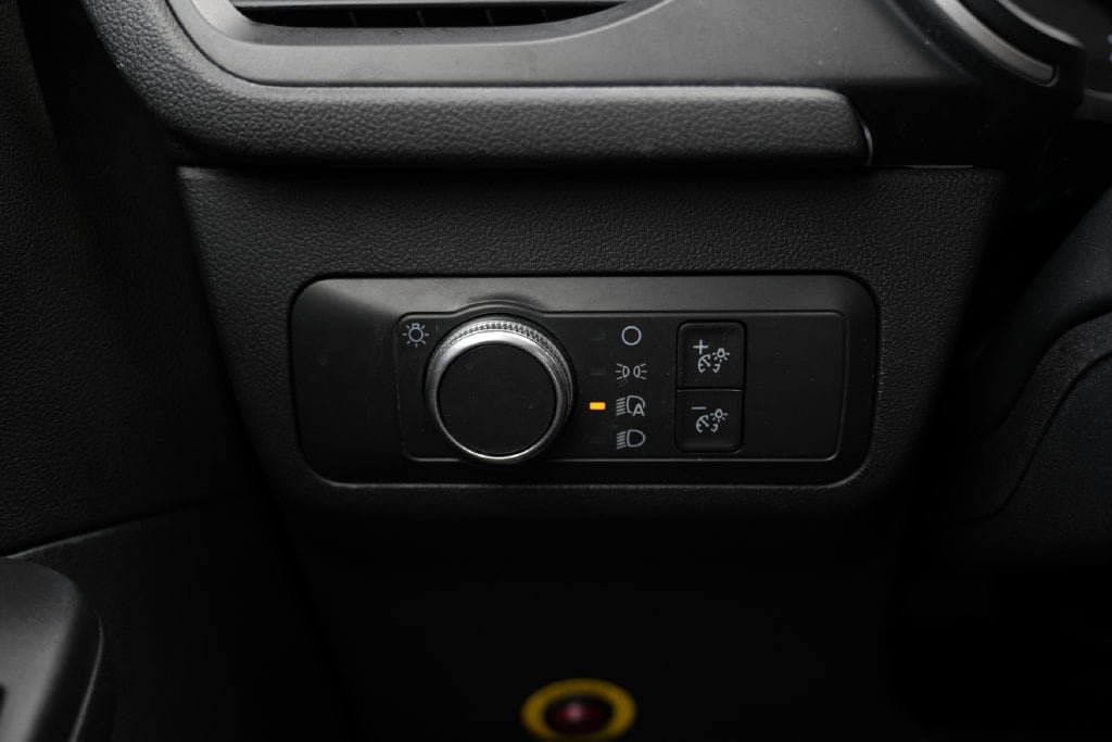 Used 2020 Ford Escape SE FWD image 48