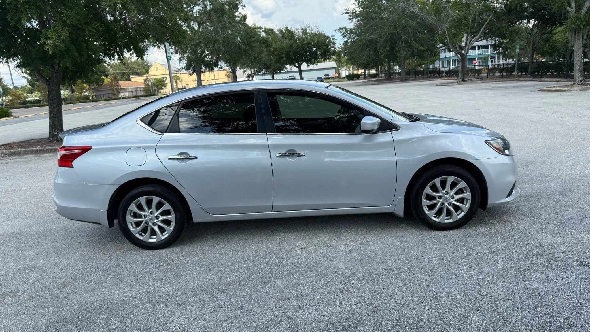 Used 2017 Nissan Sentra S w/ S Style Package image 5