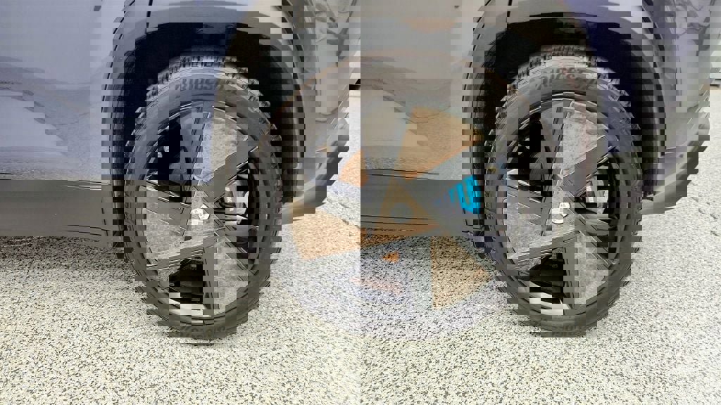 Used 2023 Fisker Ocean One image 9